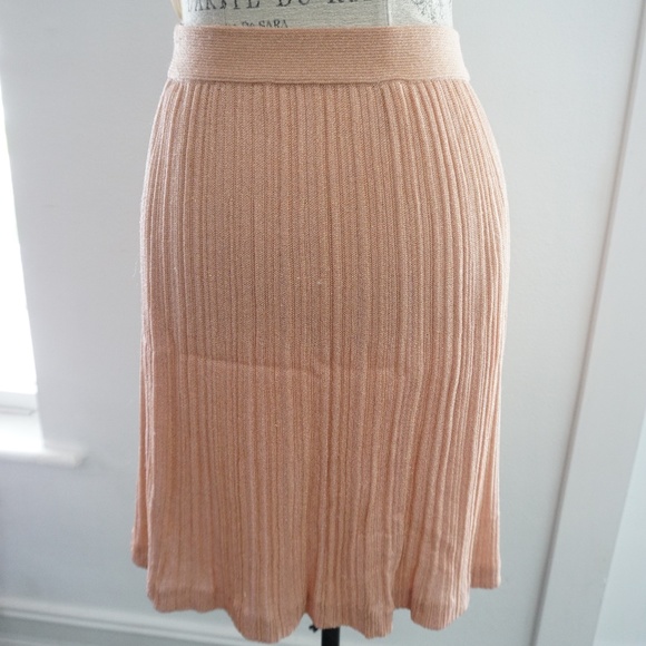 Missoni Pink Pleated Lame Knee Length Pencil Skirt - Picture 2 of 8